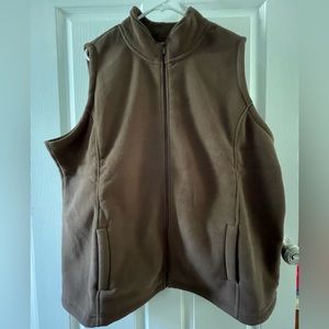 Sport Savvy brown fleece vest 2X